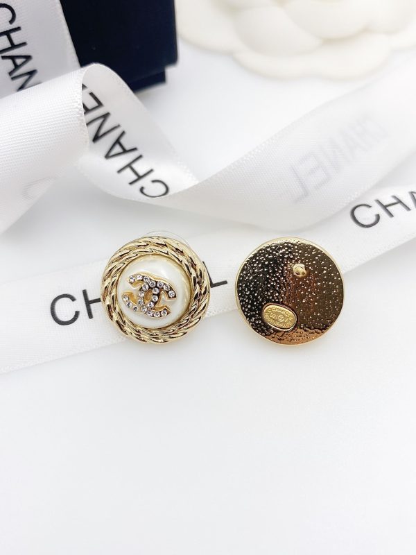 18K CC White Pearl Earrings - 图片 4