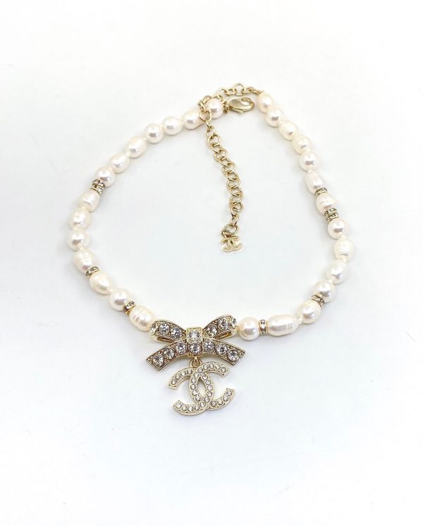 18K CC Bow Tie Diamonds Necklace - Image 3