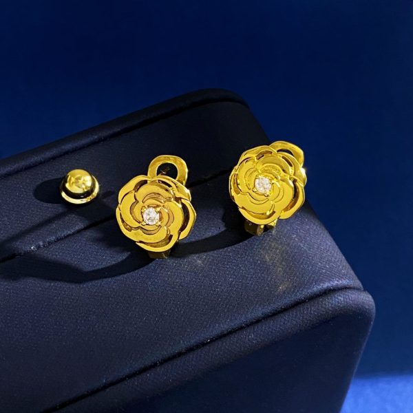 18K CC Camellia Earrings - 图片 9