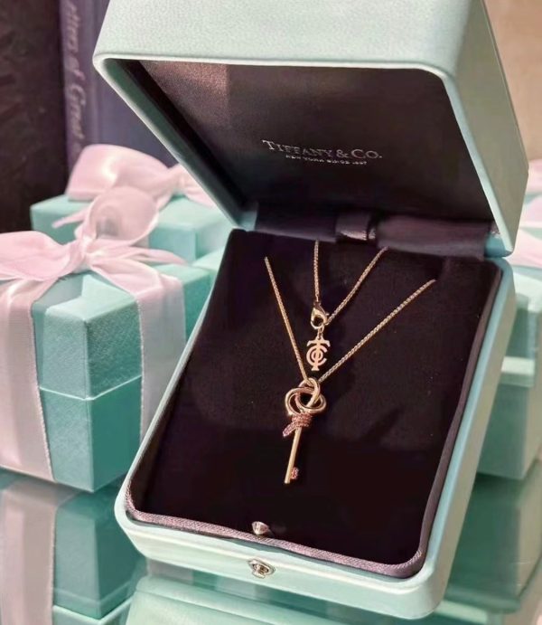 18K T Keys Woven Pink Diamonds Medium Necklace - 图片 9