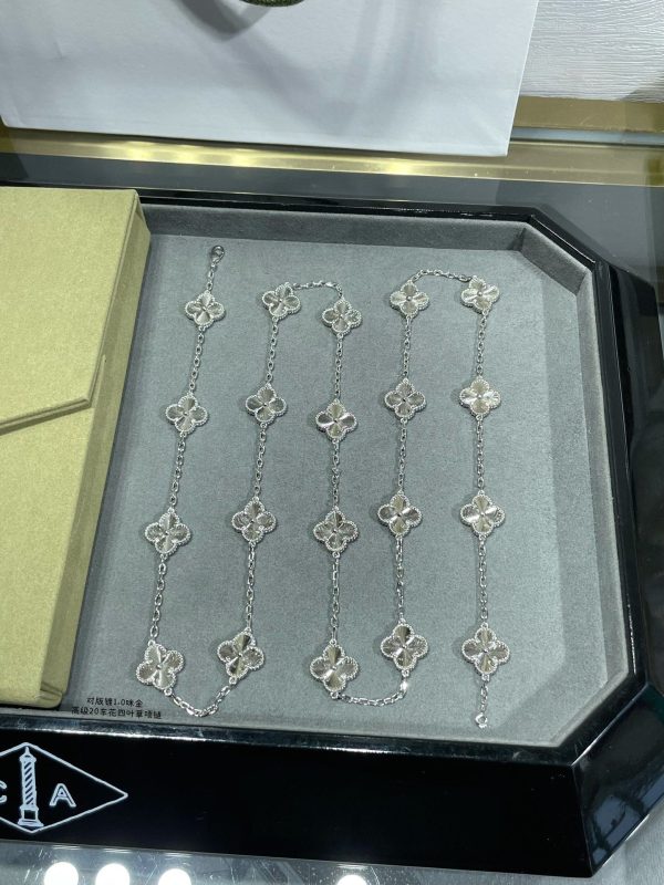 18K Vintage Alhambra 20 Motifs Long Necklace - 图片 6