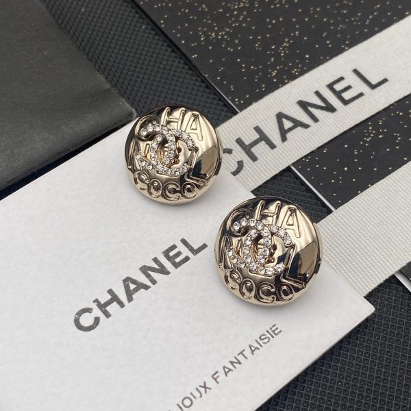 18K CC Circle Diamond Earrings - Image 3