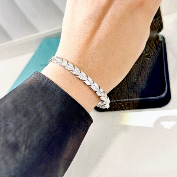 18K T Victoria Vine Diamonds Bracelet - 图片 3