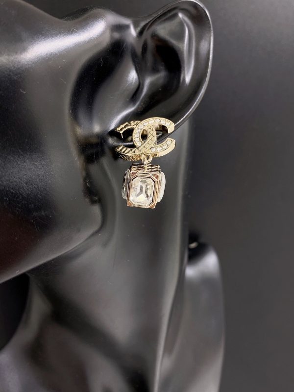 18K CC Square Crystal Pendant Earrings - 图片 3
