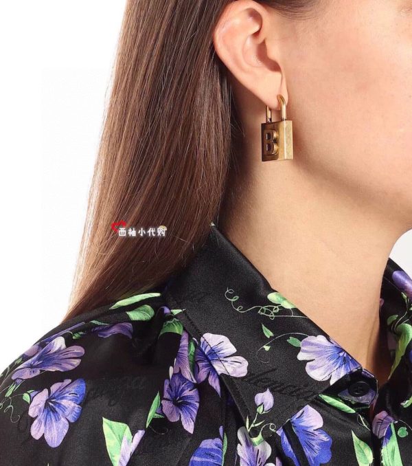 18K BB Gold Small Lock Earrings - 图片 5