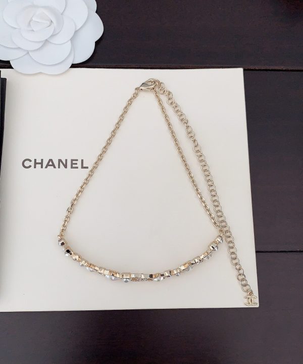 18K CC White Pearl Crystals Necklace - 图片 3