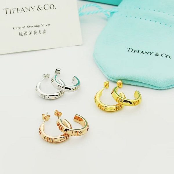 18K Atlas X Hoop Earrings - Image 4