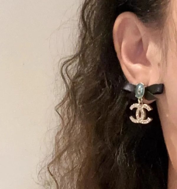 18K CC Bow Earrings - Image 3