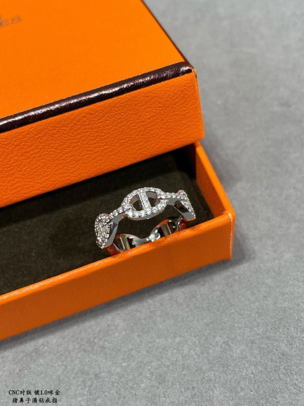 18K Chaine D'Ancre Enchainee Diamond H Ring - 图片 5