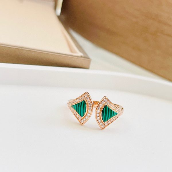 18K Divas' Dream Malachite Ring - 图片 5