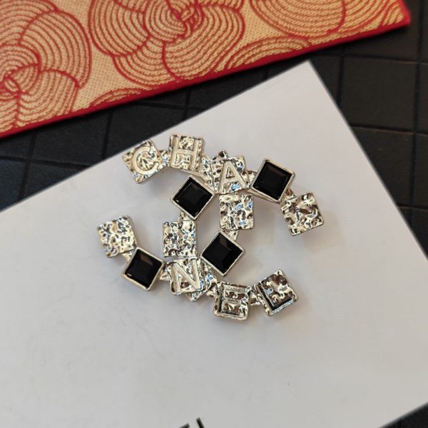 18K CC Black Crystals Brooch - 图片 6