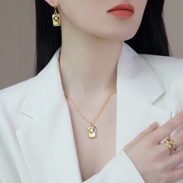 18K Triomphe Square Hoops Earrings - 图片 3