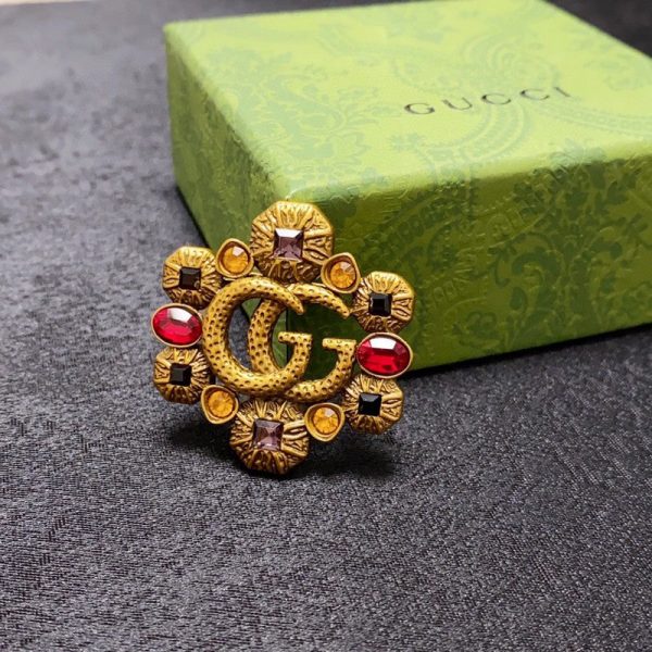 18K Double G Flower Crystal Brooch - Image 4