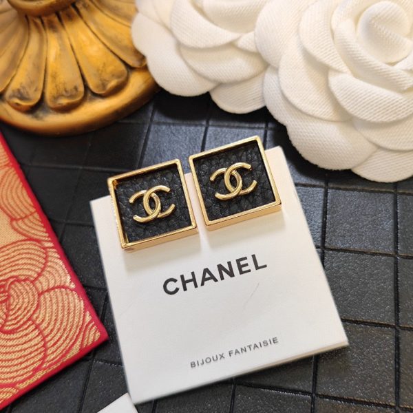 18K CC Black Square Earrings - 图片 3