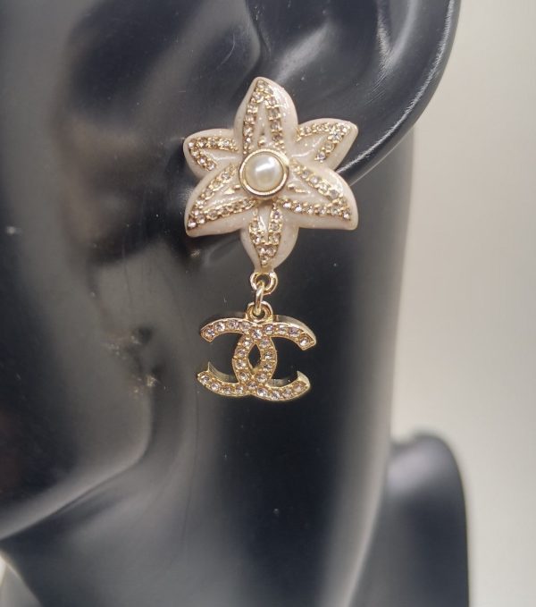 18K CC Camellia Pendant Earrings - Image 3