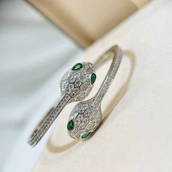 18K BV Serpenti Pave Diamond Bracelet - Image 4