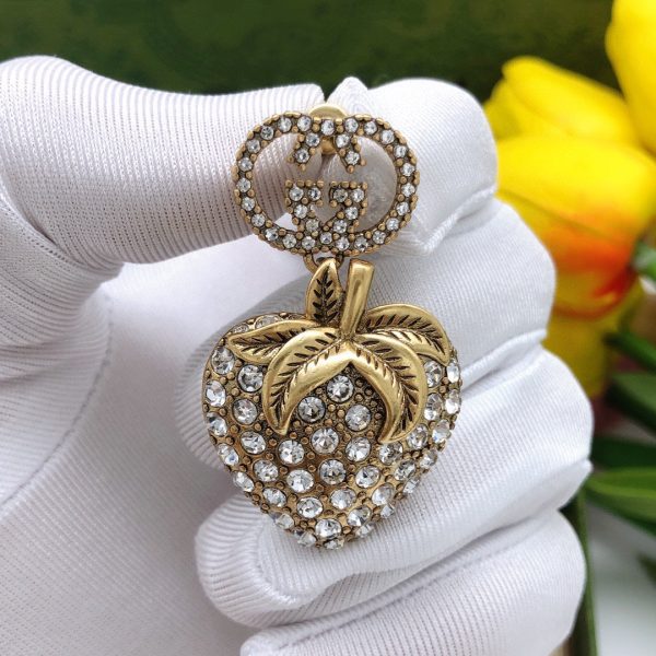 18K Double G Crystal Strawberry Pendant Earrings - 图片 3