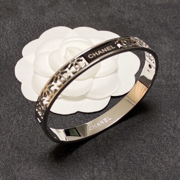 18K CC Hollow Bracelet - Image 2