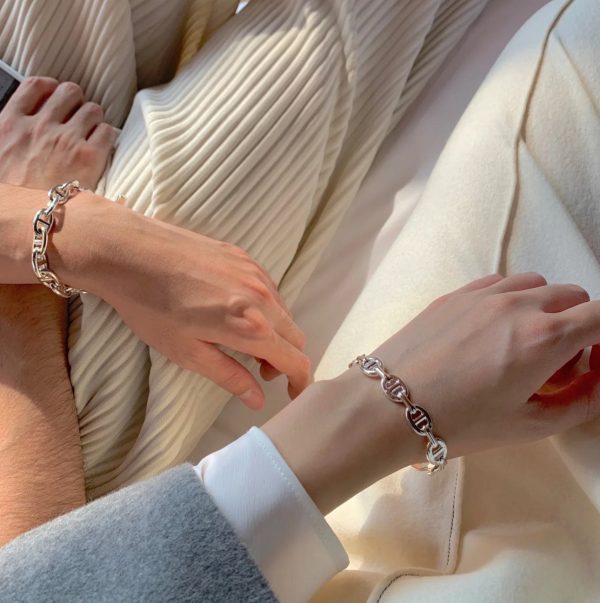 18K Chaine Open Cuff H Bracelet - 图片 4