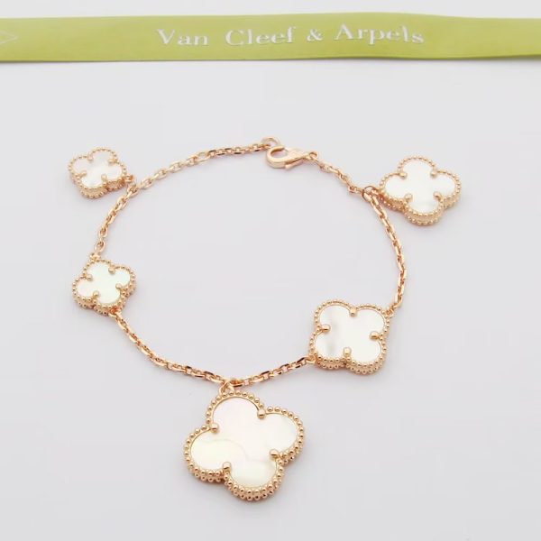 18K Magic Alhambra Five Pearls Motifs Clover Bracelet