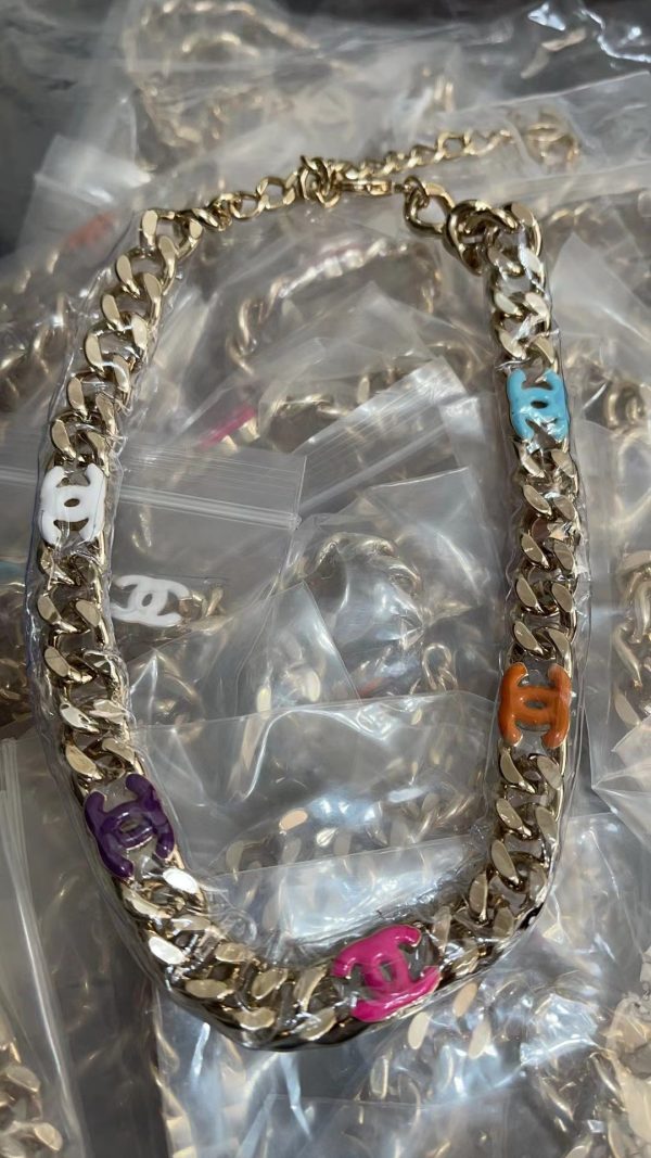 18K CC Color Logo Chain Necklace - Image 4