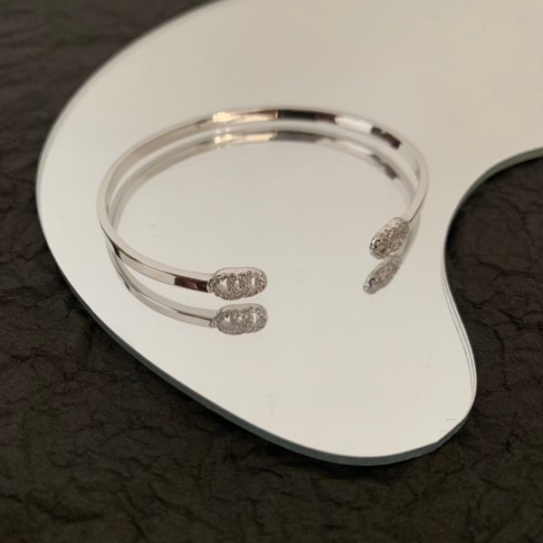 18K Double G Running Diamond Cuff Bracelet - 图片 3
