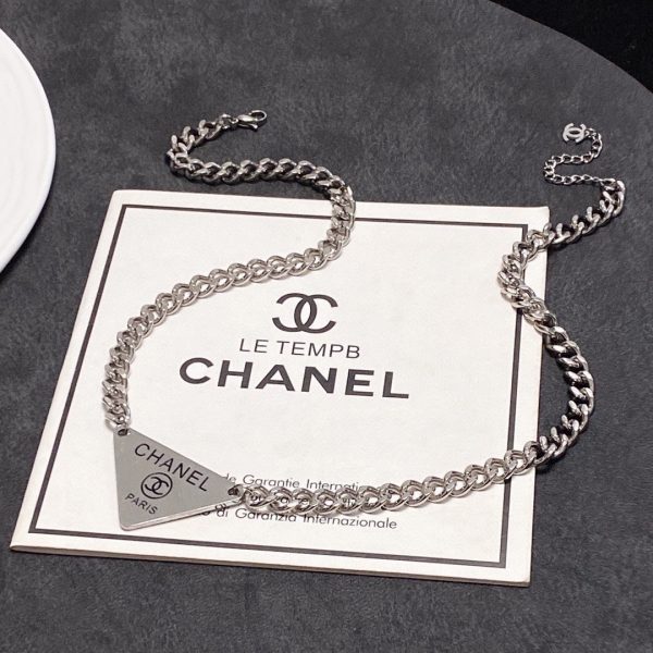 18K CC Triangle Necklace - 图片 5
