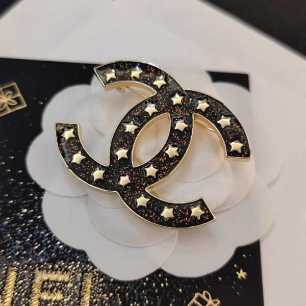 18K CC Black Star Brooch - Image 3