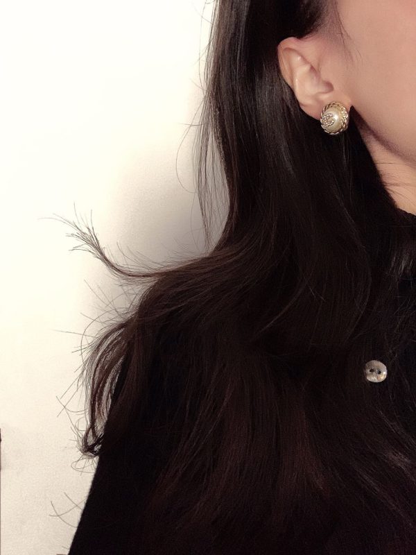 18K CC White Pearl Earrings - 图片 2