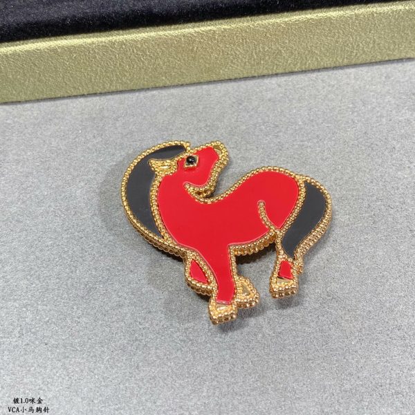 18K Lucky Animals Horse Clip Brooch - Image 4