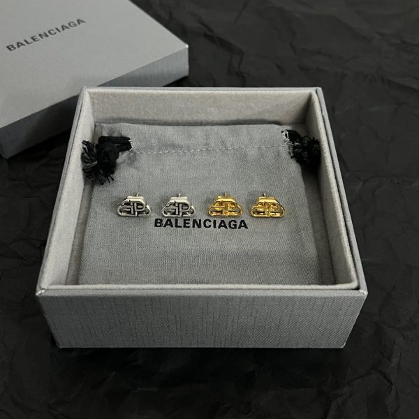 18K BB Vintage Earrings - Image 4