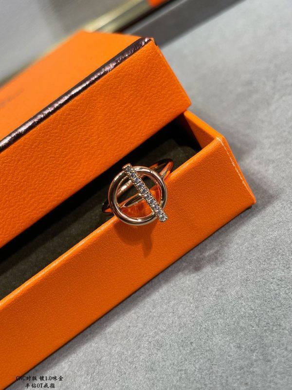 18K Echappee Diamond H Ring - 图片 2