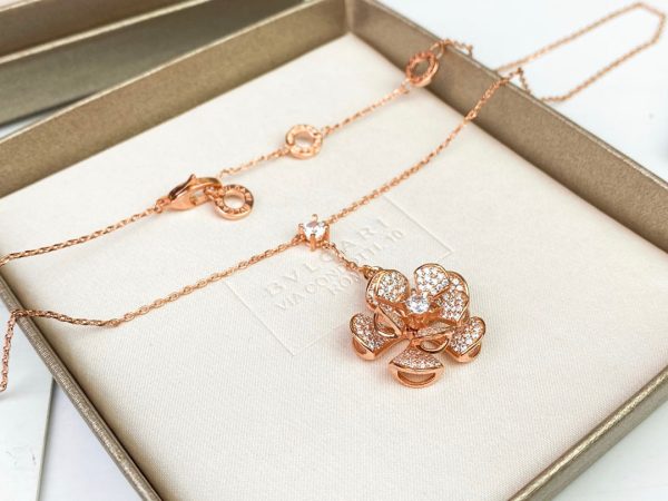 18K BV DIVAS' DREAM Necklace - Image 2