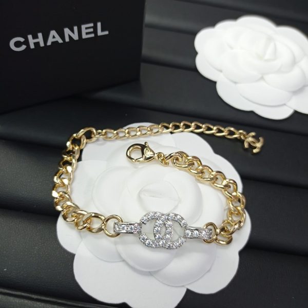 18K CC Diamond Chain Bracelet - Image 5