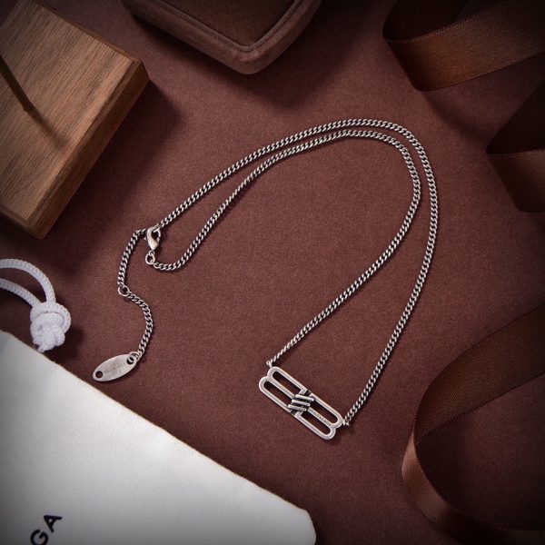 18K BB Necklace - Image 4
