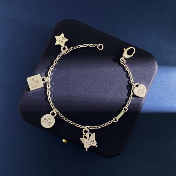18K Double G Letter Bracelet - 图片 2