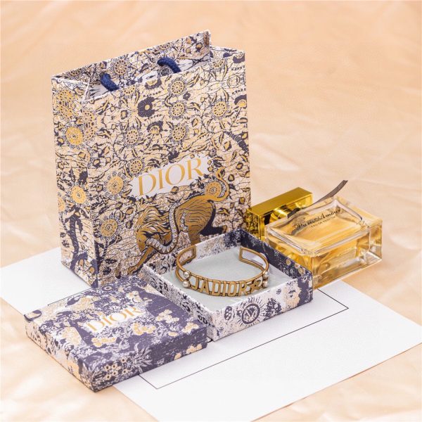 18K CD J’adior Pearls Open Cuff Bracelet - Image 9