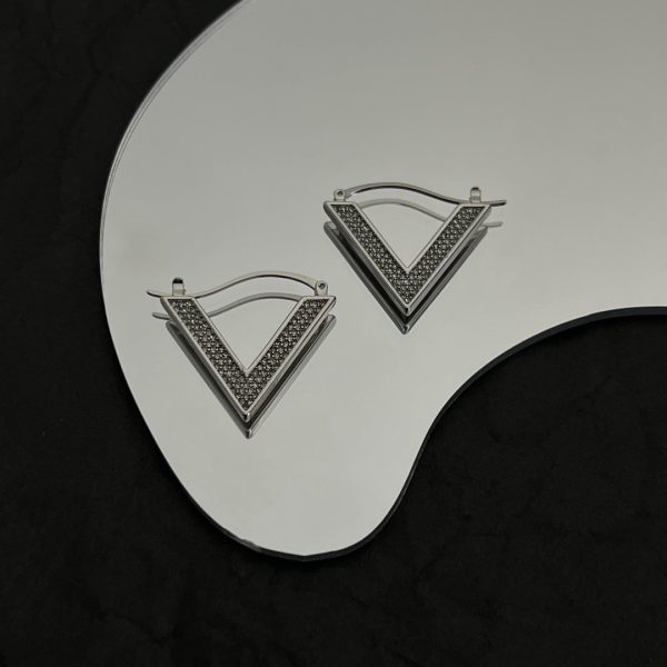 18K Vlogo Diamonds Earrings - 图片 3