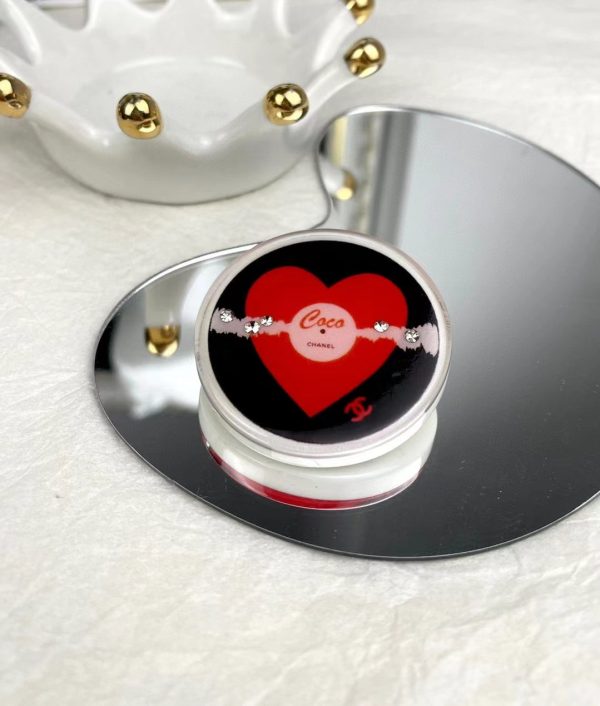 18K CC Red Heart Resin Brooch - Image 4