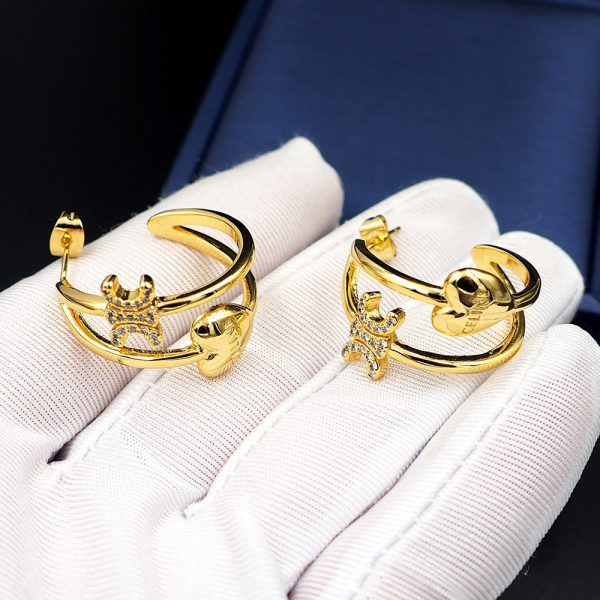 18K Triomphe Heart Earrings - Image 5