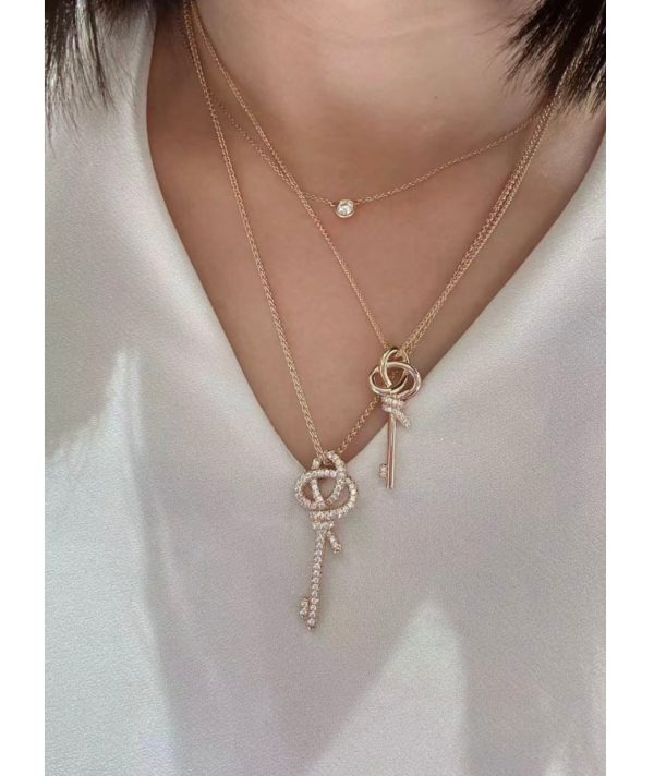 18K T Keys Woven Diamonds Large Necklace - 图片 6