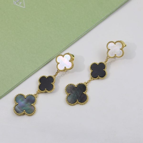 18K Magic Alhambra Three Pearls Motifs Earrings - 图片 6
