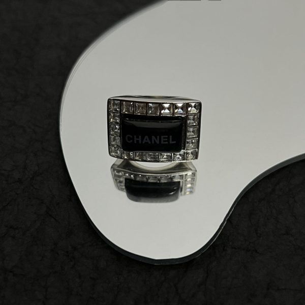 18K CC Vintage Rhinestone Ring - 图片 5