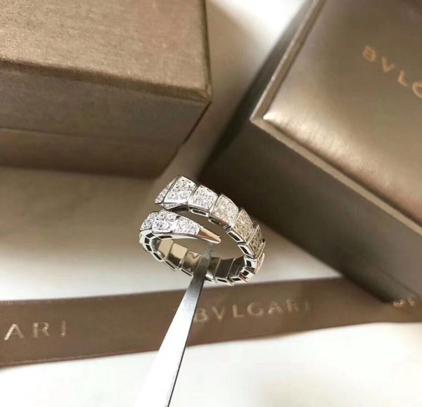 18K BV Serpenti Viper Ring - Image 9