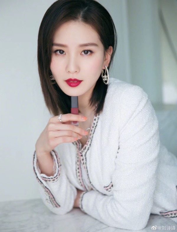 18K CC Circle Earrings - 图片 4