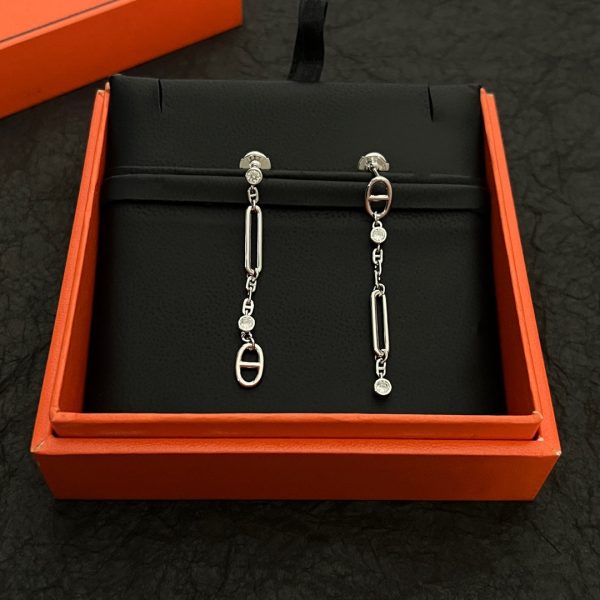 18K Chaine D'ancre Chaos H Earrings - 图片 13