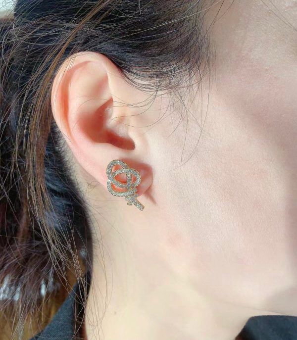 18K T Keys Woven Diamond Earrings - 图片 3