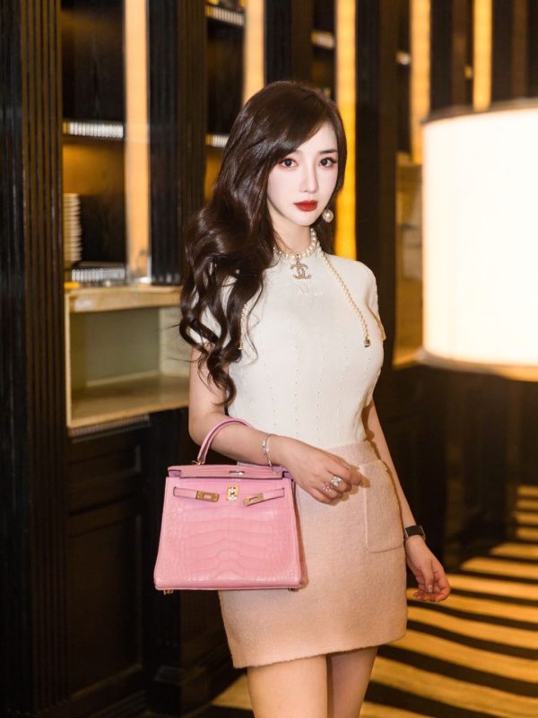 18K CC Pearls Long Necklace - 图片 4