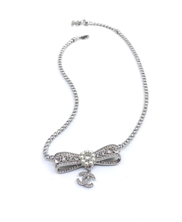 18K CC Diamonds Bow Tie Necklace - Image 4