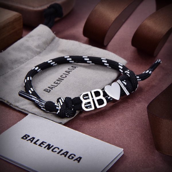 18K BB Core Bracelet - Image 4